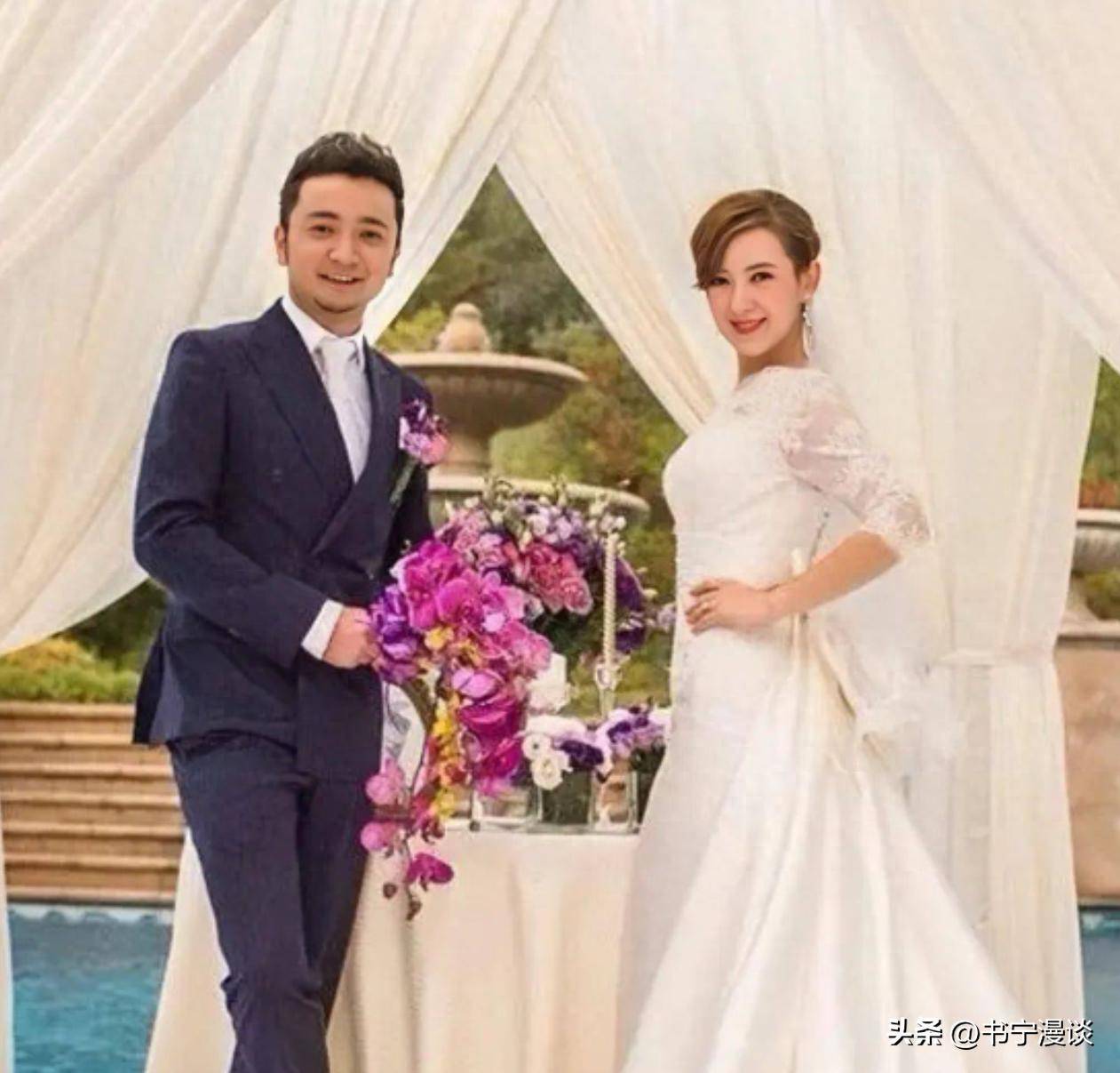 42岁尼格买提晒豪华新疆老家，超大房子装修精致，院子地毯铺设如豪宅
