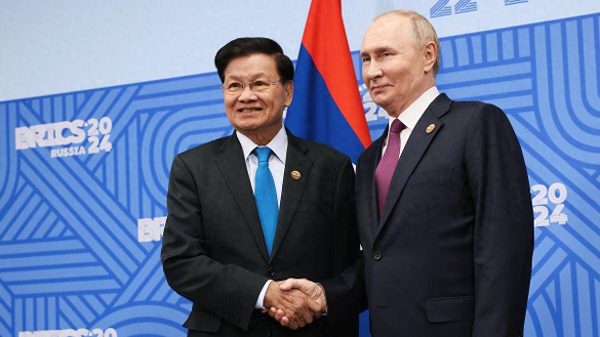 普京又拉一国入伙，成功说服中国邻国，出兵库尔斯克同朝鲜士兵会合