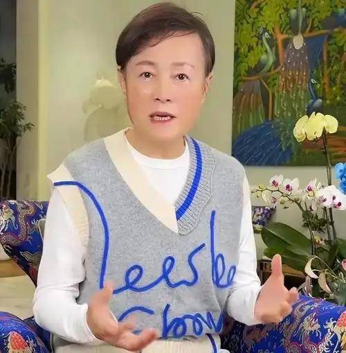 杜建英丈夫：并未离婚，两人婚姻持续至今，还生了一个儿子已36岁