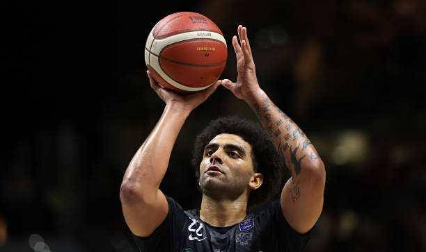 勇士前欧洲篮球联赛中文网__赛程比分+球队资讯+盘口分析锋安东尼·兰姆引起西甲豪门注意未来或现身欧冠赛场？