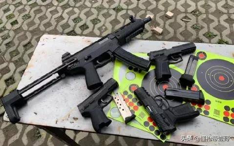 国产新手枪曝光！而且一曝光就是3种型号？