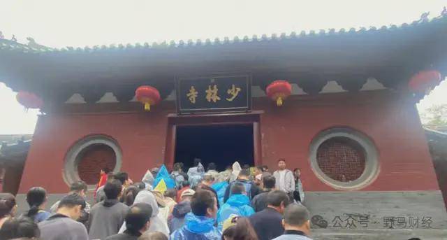 释永信的“少林生意经”：功过五五开？