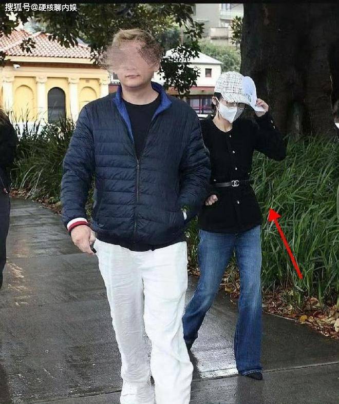 23岁劳斯莱斯女车主后续：杨兰兰身份疑被扒，正面也曝光了！