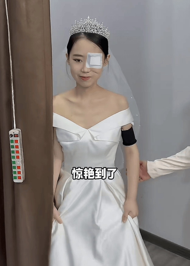 山东美女梦圆去世，年仅19岁，生病前后容貌大变，上月拍好了遗照