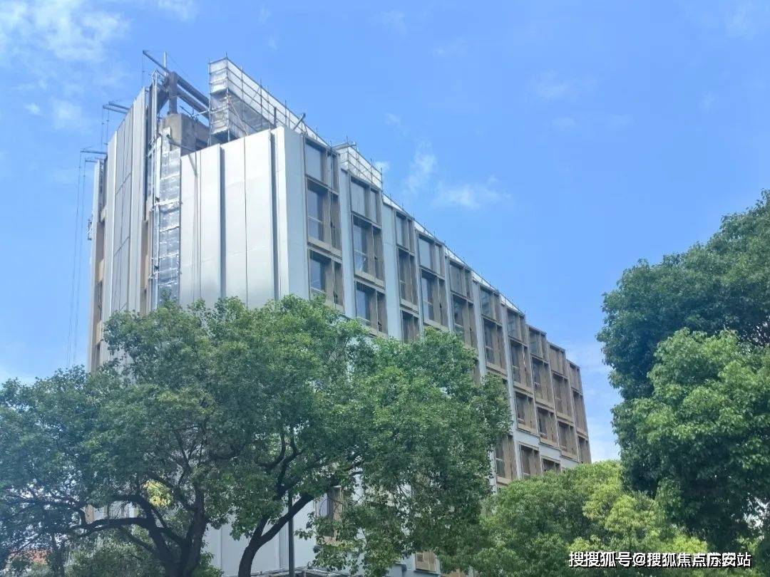2025房价_楼盘评测丨地址丨详情丨售楼处电话丨 交房时间冰球突破豪华版app世纪臻邸(世纪臻邸售楼处)首页网站-(图4)