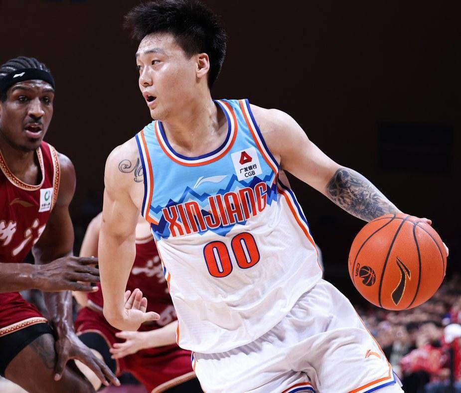 特权尽显！赵睿CBA盘口与数据深度__今日CBA盘口分析·大小分策略·球队档案加盟北汽挑战转会规则或再现“周琦条款”