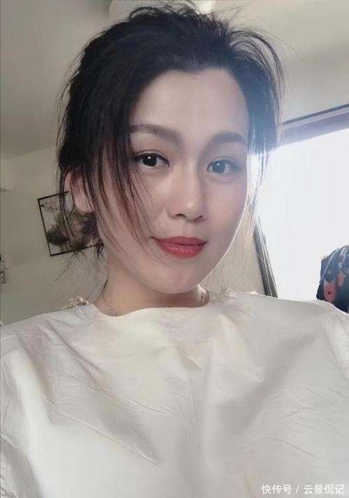 她才是顶级白富美！23岁继承10亿资产，现在掌管8700亿金融帝国