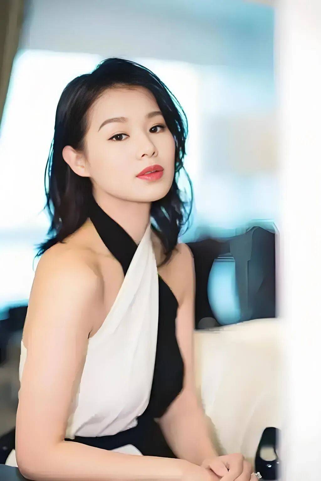 TVB第四代花旦，有人绯闻缠身被迫隐退，也有人拼三胎不亦乐乎