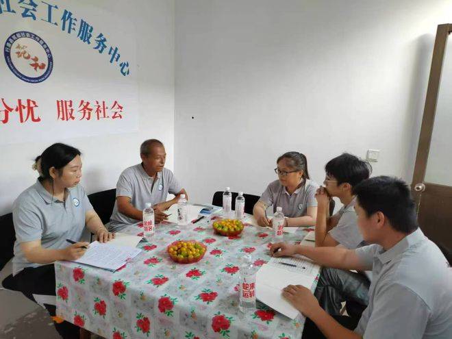 感恩同行，共筑美好