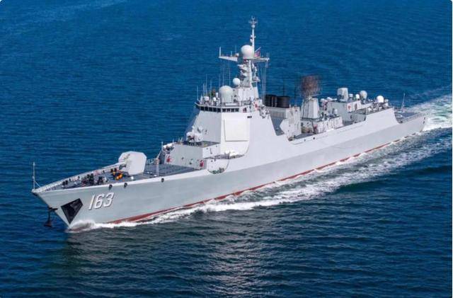 3国阅兵当天挑衅，解放军次日点名菲律宾，这一信号看懂了吗