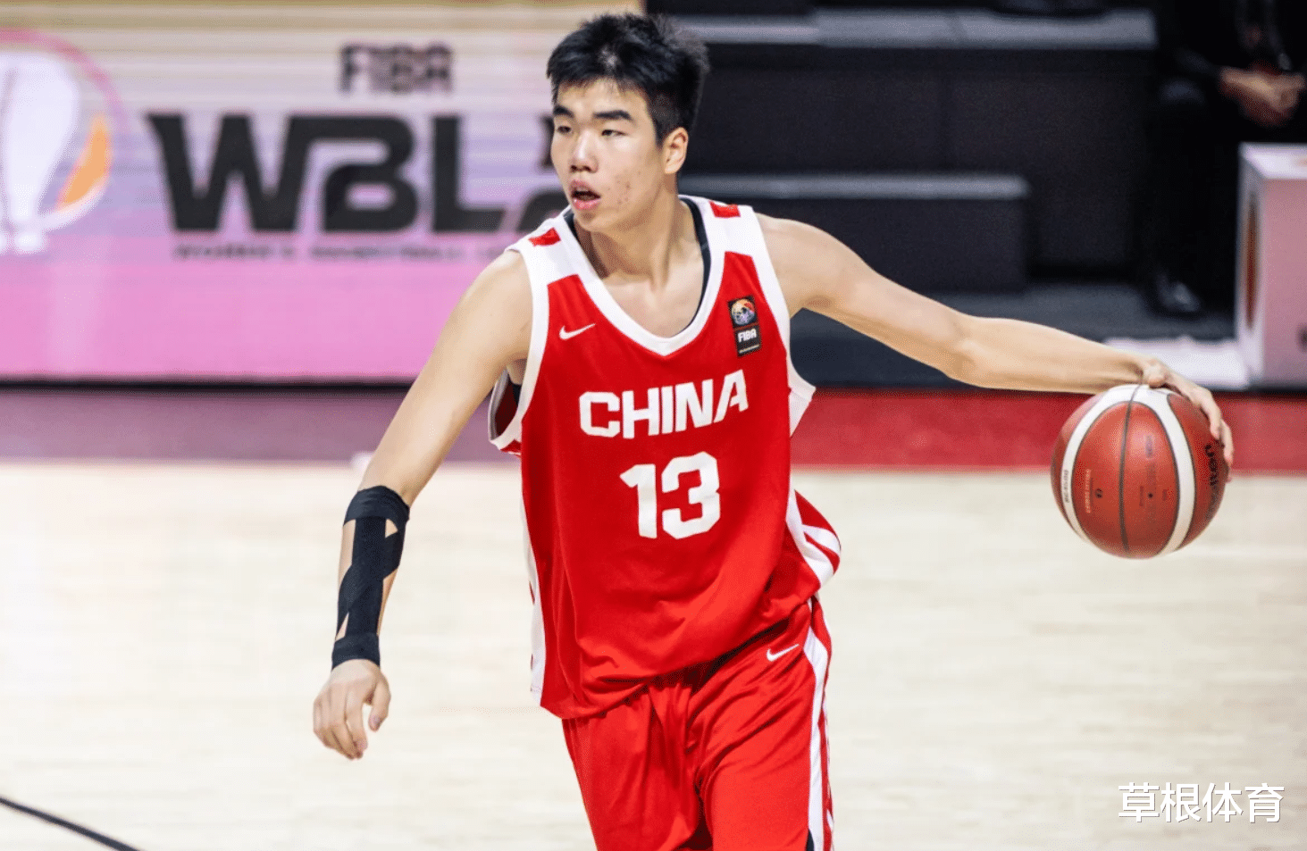 NBA职业联赛中文官网__实时赛程比分+球队资讯荡气回肠！下半场大爆发：中国男篮晋级亚洲杯决赛逆转新西兰队