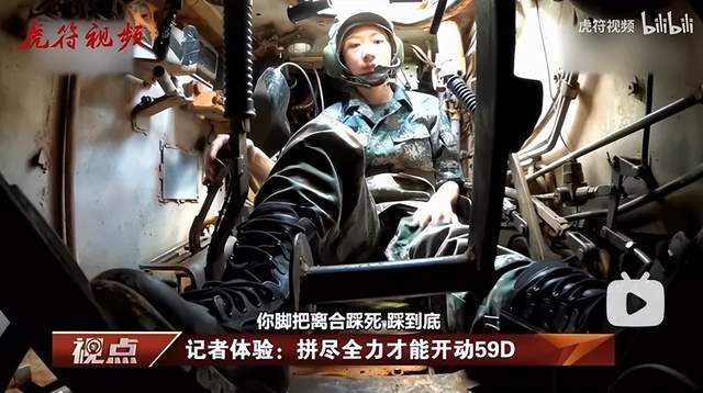 有歼20驾驶证！男子冒充飞行员，与100多女性搞暧昧，诈骗上万元