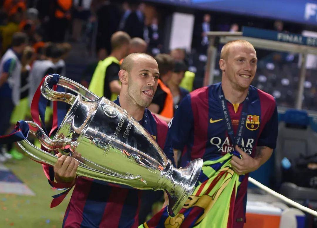 “西班牙足球甲级联赛欧冠-纽卡1-3巴萨：