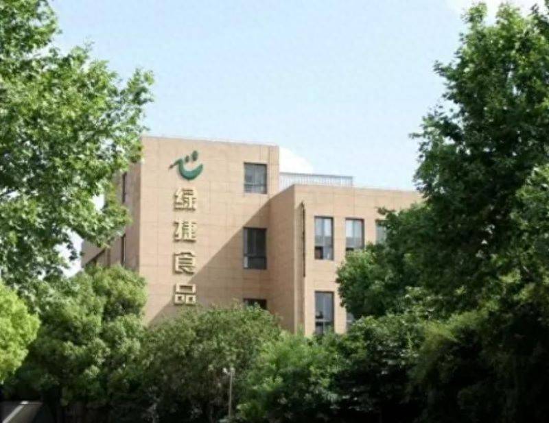 起底上海多校“发臭午餐”供应商绿捷：覆盖上海500多所学校，董事长曾任新希望六和总裁