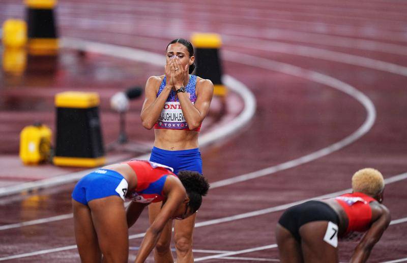麦克劳林女子400米夺冠 尘封42年赛会纪录作古