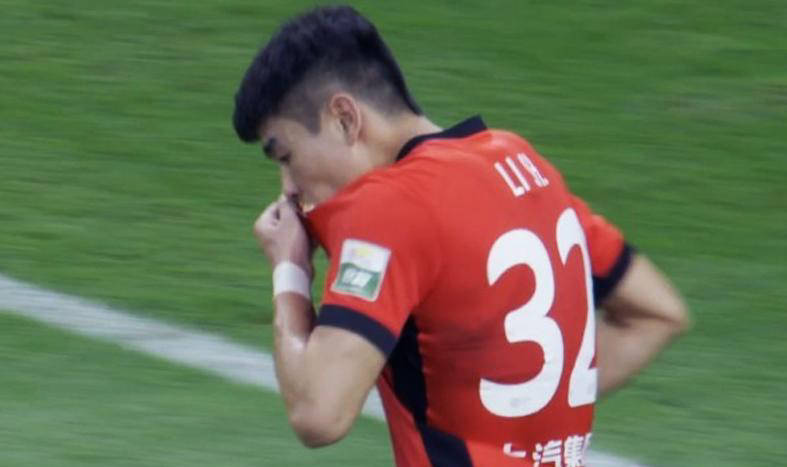 原创             李帅百场进球，国家队身份仍有争议！泰山弃将成战神，邓卓翔全情投入