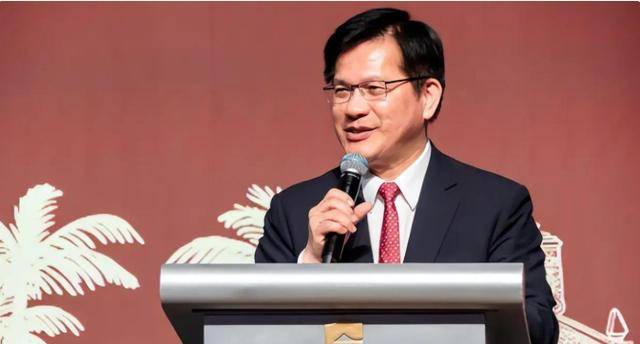 不服气的波兰，果然又拿台湾搞事，不到24小时，普京的炮弹先炸了