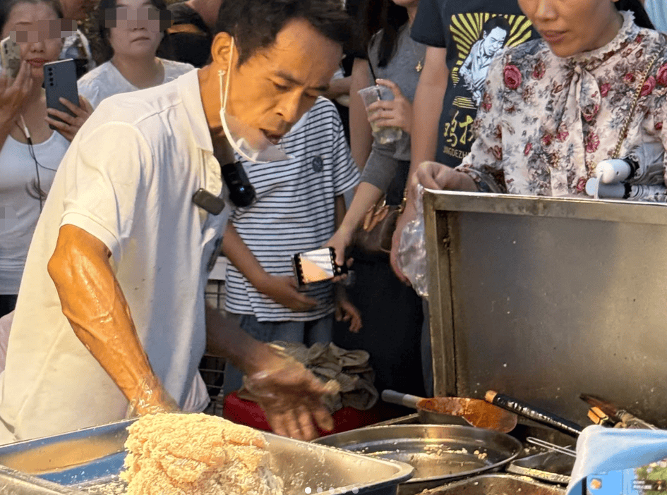 景德镇“鸡排哥”爆火绝招，西贝花6000万也买不到！