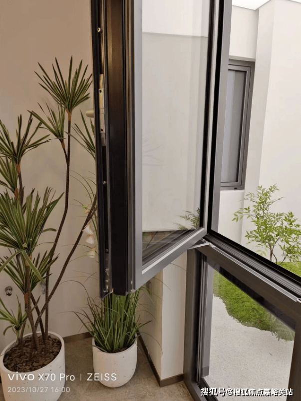 您-小区环境-户型-价格-地址-楼盘详情-周边配套-售楼处电话-交房时间中环桃源里(售楼处)首页网站-中环桃源里销售中心(营销中心)-楼盘欢迎(图6)