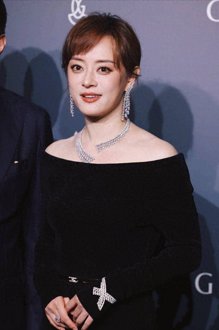 孙俪被曝拒演《红楼梦》王熙凤，蒋欣热依扎朱珠3选1，宅斗线出彩