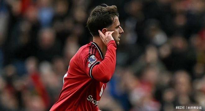 英格兰足球超级联赛阿森纳2-0领先利物浦0-1落后英超积分榜更新！