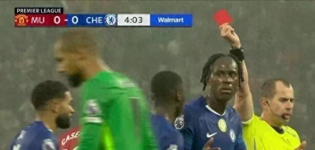 英格兰足球超级联赛两年301黄12红！切尔西的病根不在教练而是伯利的一场豪赌