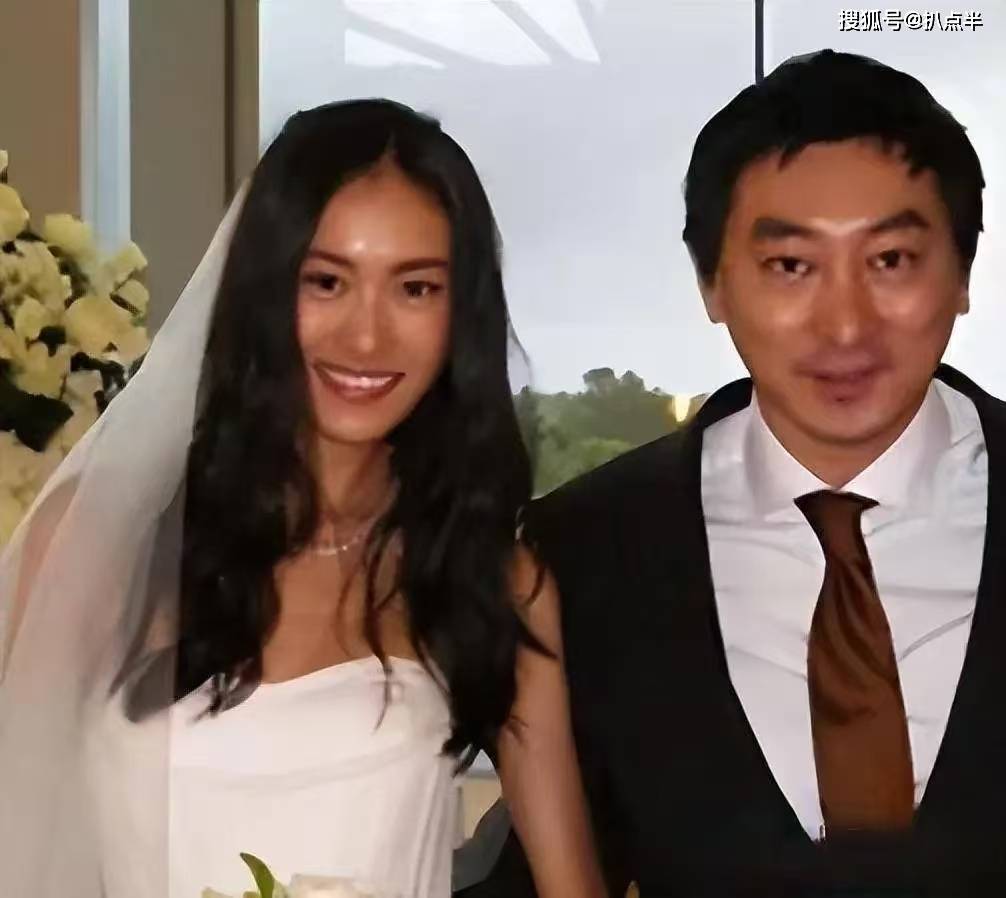 何穗产子 | 四大超模情归何处？均在争议中找到真爱，一个比一个甜