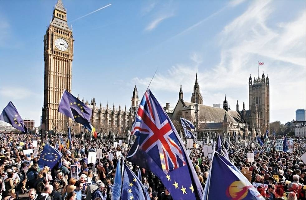 一口气制裁11家中企，英国被卖了还帮人数钱！中使馆回应不留情面