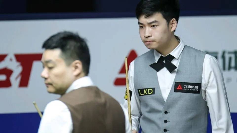 原创 4-0、4-0两连胜,中国名将斯佳辉横扫马奎尔,对手4-1击败世锦赛冠军