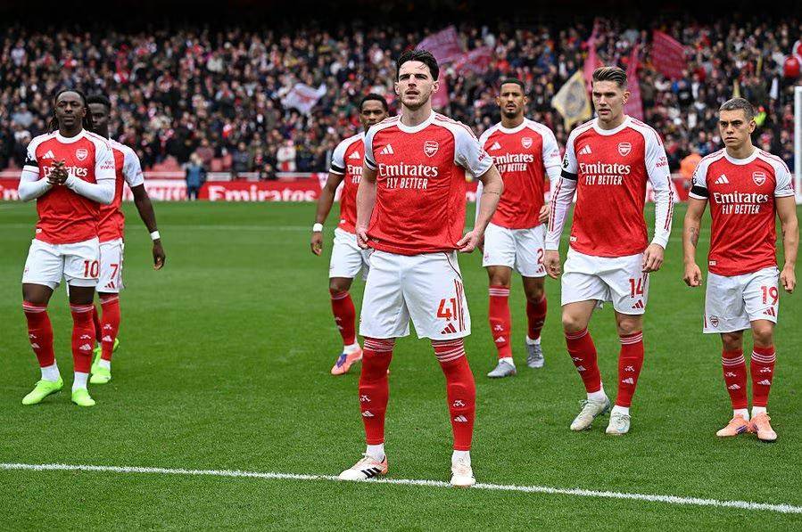 “英超联赛免费高清直播+实时赛程+积分预测