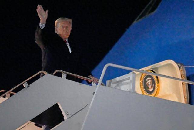 上万乌军被围,普京只降不杀!泽连斯基喊话特朗普:去找中国帮忙?