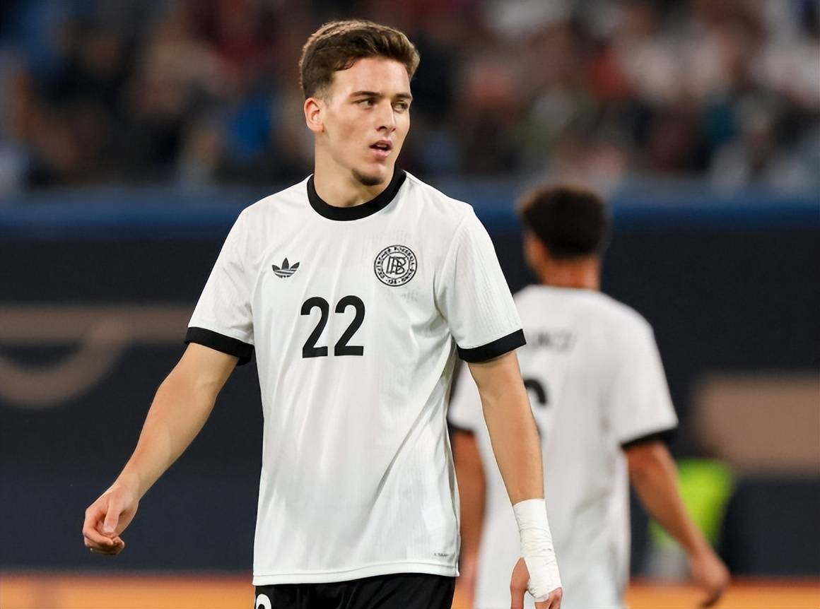 原创             3球1助攻!19岁德国天才边锋横空出世,瓜帅钦点,4大豪门疯抢