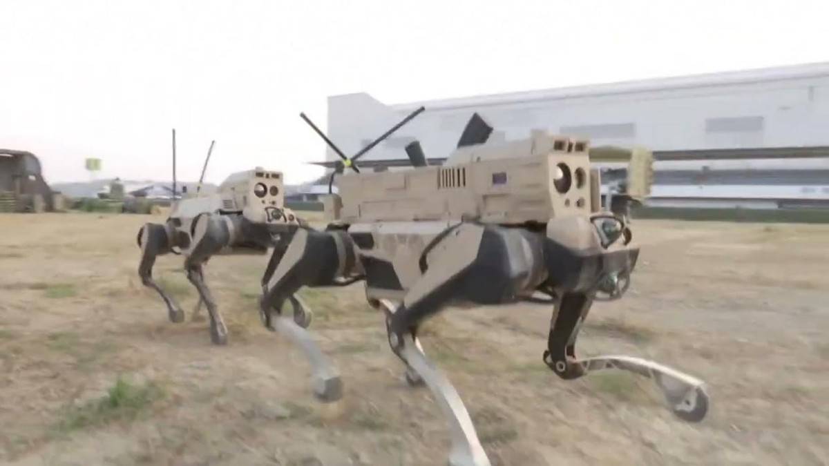 抢滩登陆部署“机器狼”!央视报道英雄连队新装备,破解登陆难题