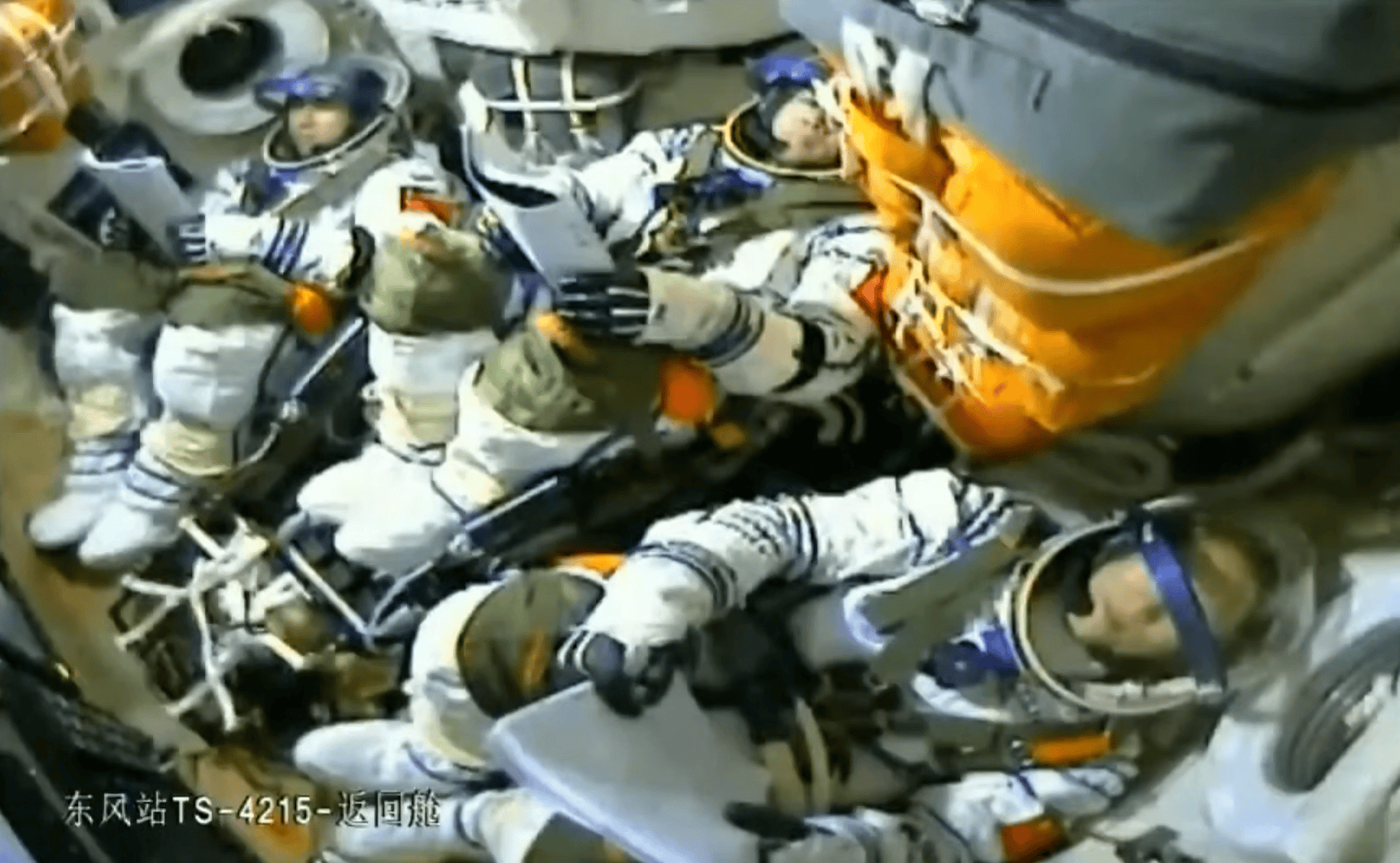 神舟二十一号发射升空！美国封锁失败，外国航天员将上中国空间站