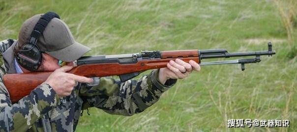 木与钢的经典 硬核解读56式半自动步枪的传奇与战史