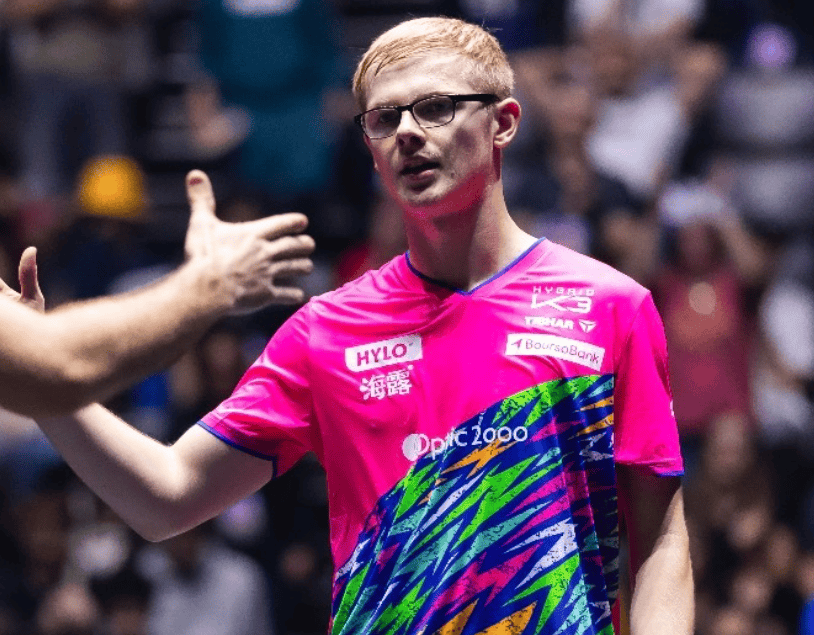 原创             国际乒联公布第45周世界排名：王艺迪重返前四，蒯曼、向鹏下滑