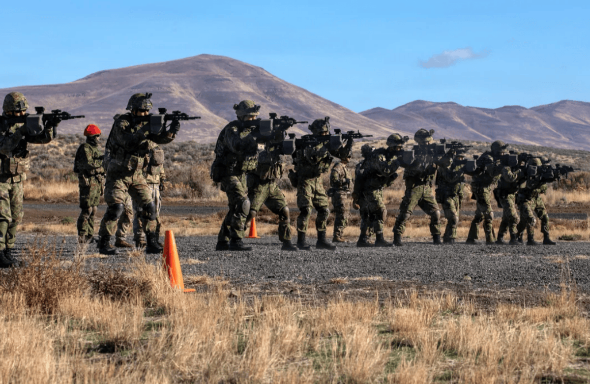 日本在美首次实弹反无人机训练,凸显防卫体系新方向