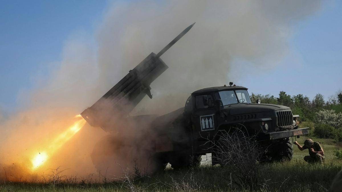 红军城战役要结束了?俄军宣布战果后,乌军总司令表示:七天内一定能解围!