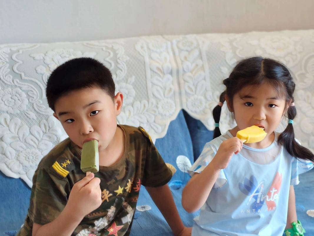 9岁半女孩已来2次月经,男孩身高定型1.5米!性早熟到底有多坑孩子?