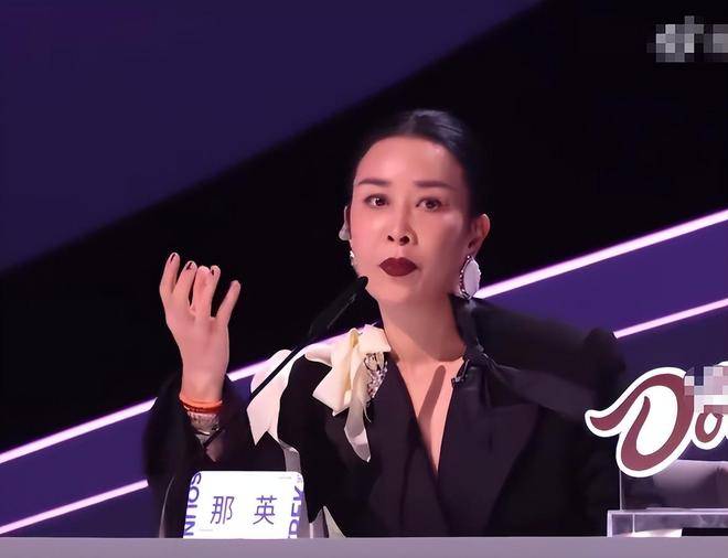 那英质疑比赛作假被闭麦，现场黑脸强硬还白眼，连何炅也救不了