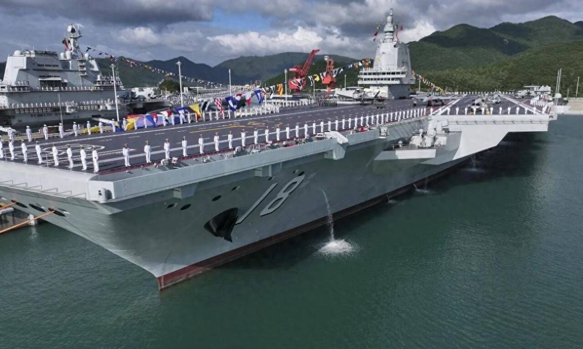 福建舰的远洋任务安排好了，关岛夏威夷被点名，印欧也在名单上！