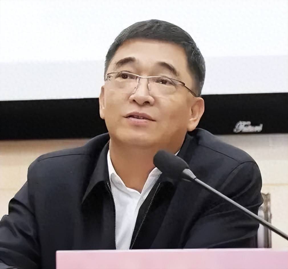 厦门象屿集团董事长调整