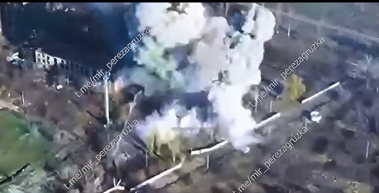 拒不投降？俄罗斯“飓风-S”火箭炮两次齐射：歼灭整个乌军特战队