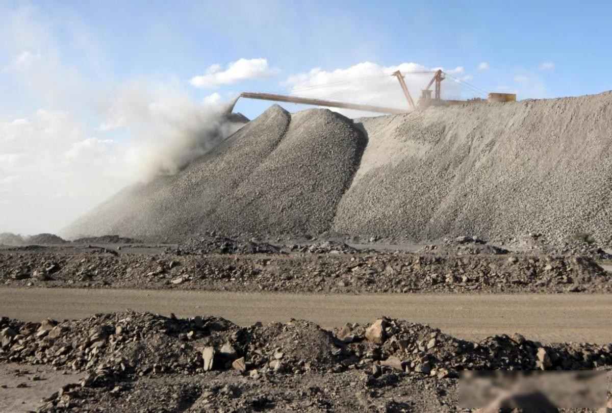 来真的!外交部发出避免前往警告,经济命脉被精准点穴