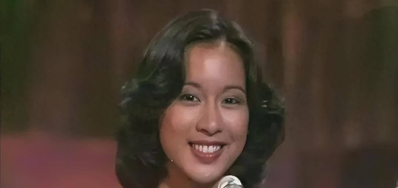 65岁朱玲玲二次净身出户离婚，她的一生让网友赞叹：太厉害了