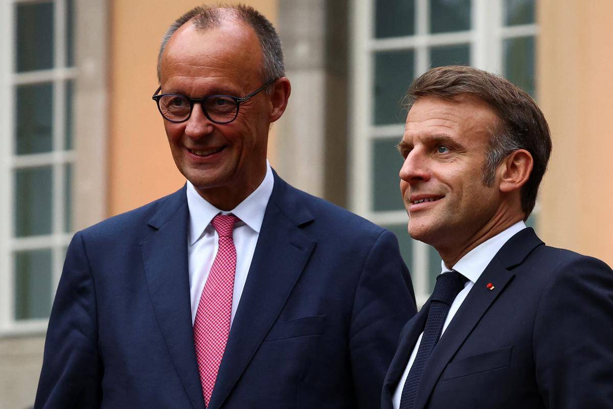 马克龙还是没沉住气，提前一周官宣访华，一张请帖递给中方，顺带还要只大熊猫！