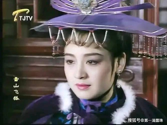 中戏75周年校庆：佟丽娅表白母校，靳东妥妥C位，易烊千玺补办毕业典礼