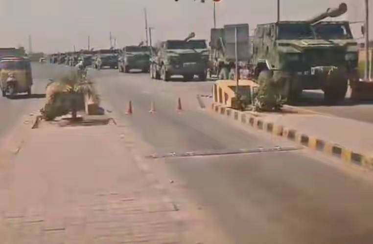 美国透露实情：印军部署8个师，被中国造火炮压制，连头都不敢露