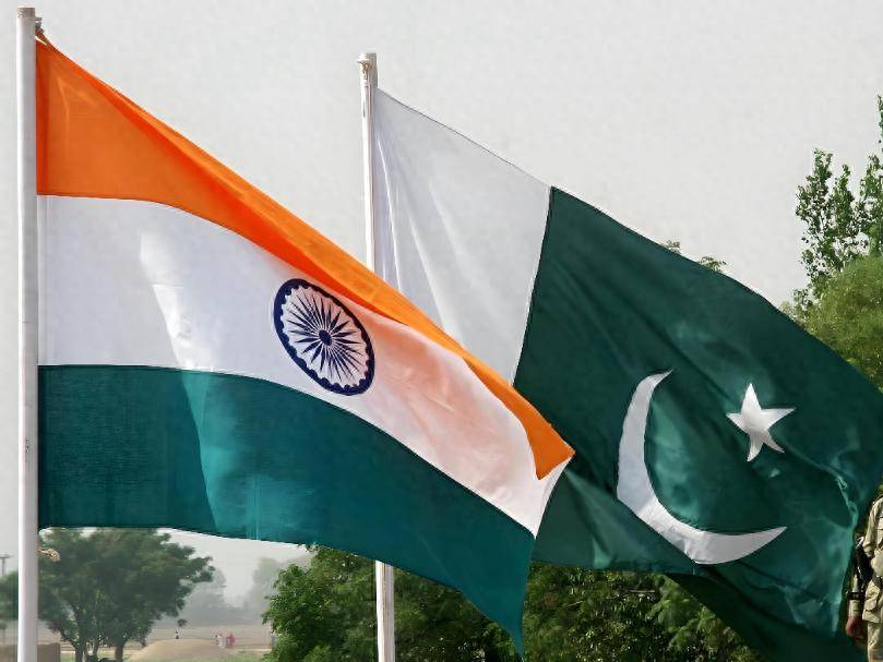 巴基斯坦已经得到了神秘的霹雳17，能400公里外横扫印度空军