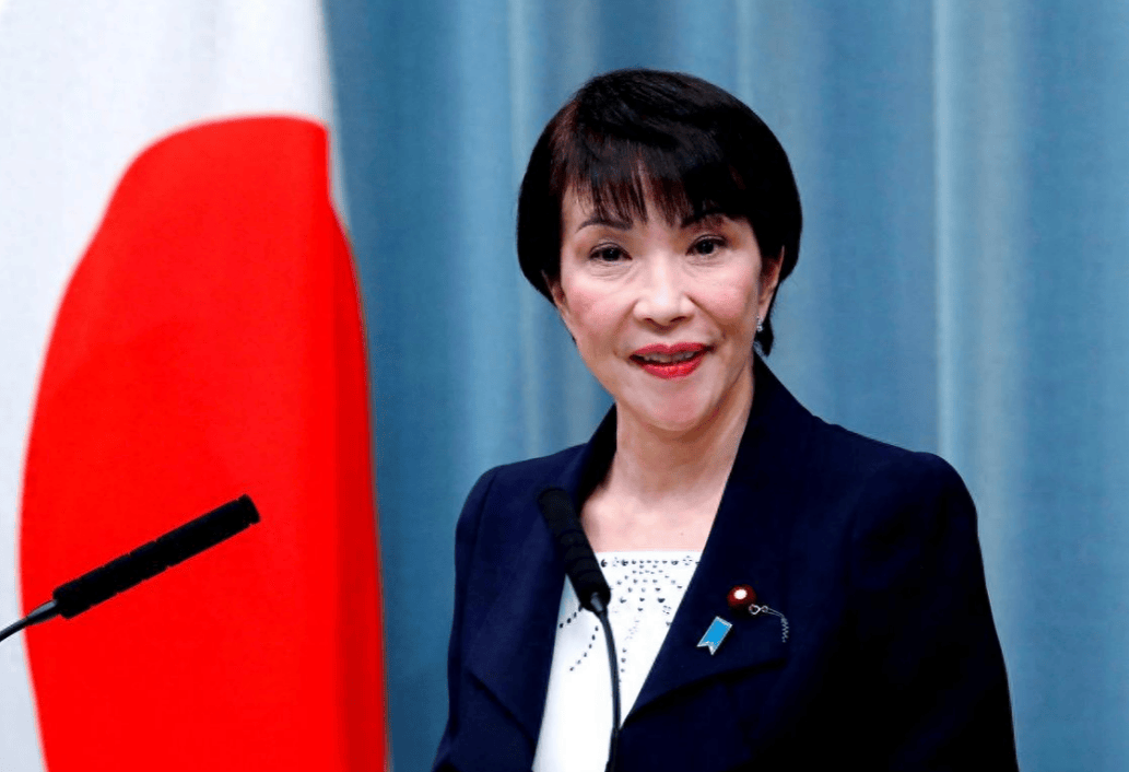 高市早苗和小泉进次郎被控告，田纪美90度鞠躬，就涉华谣言公开道歉！